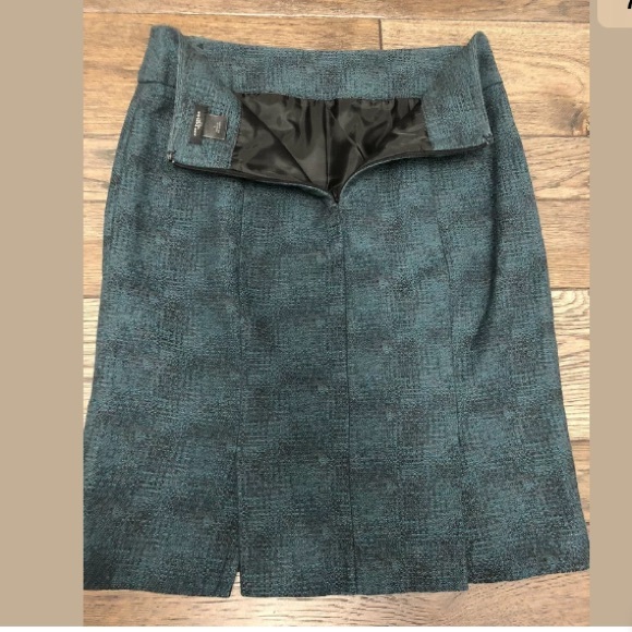 Ann Taylor Straight Tweed Multi-Color Skirt Size 4 - Picture 5 of 8